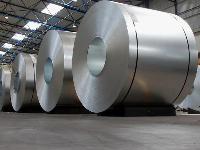 8K เหล็กกล้าไร้สนิมม้วนแบน 2D 1D NO.4 HL NO.3 Ferritic SS 430 Coil